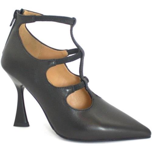 Pumps Café Noir CAF-I23-NA4160-N001