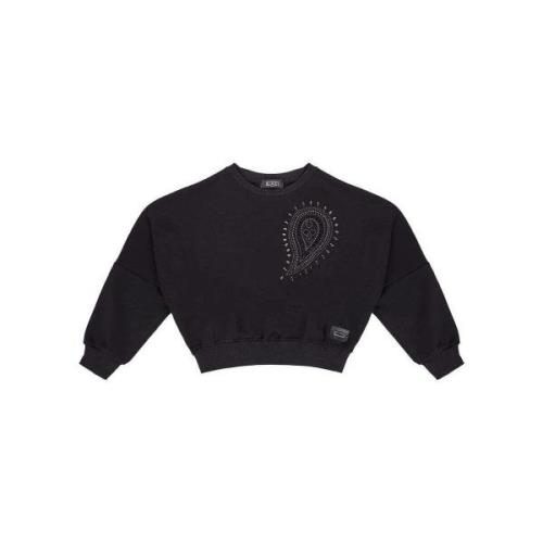 Sweater Cult -