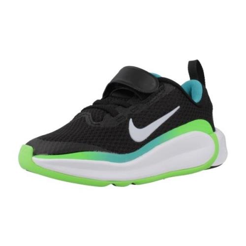 Sneakers Nike INFINITY FLOW