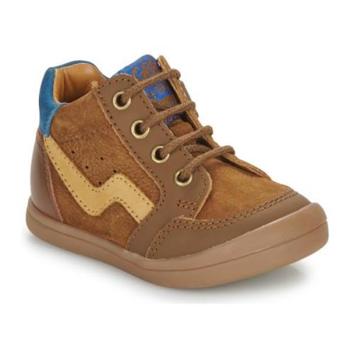 Hoge Sneakers GBB BORISO