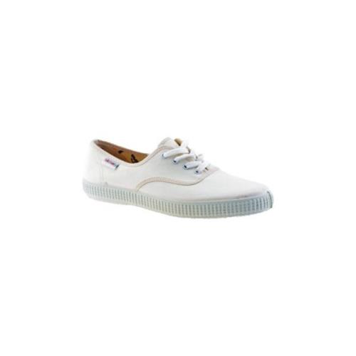 Sneakers Victoria Classic