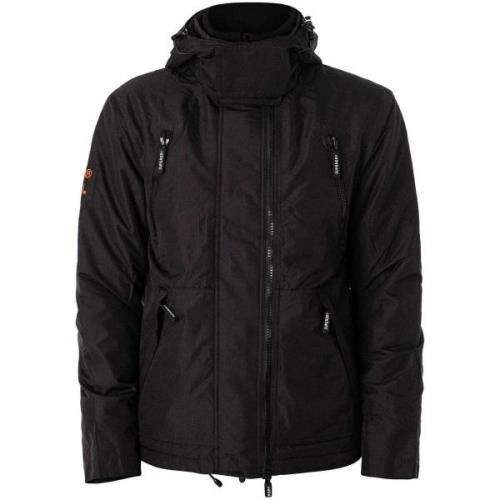 Trainingsjack Superdry Windjack met capuchon en bergmotief