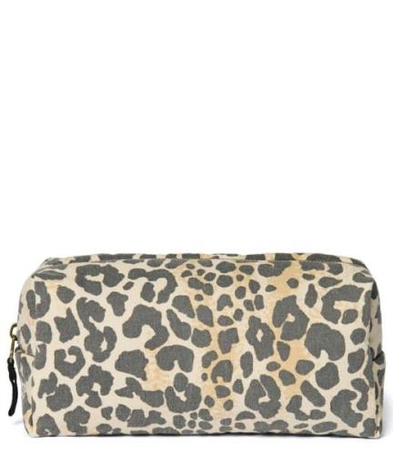 Soft Cotton Leopard Pouch