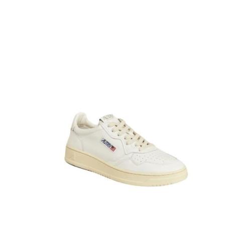 Witte leren sneakers met geperforeerde neus Autry , White , Heren