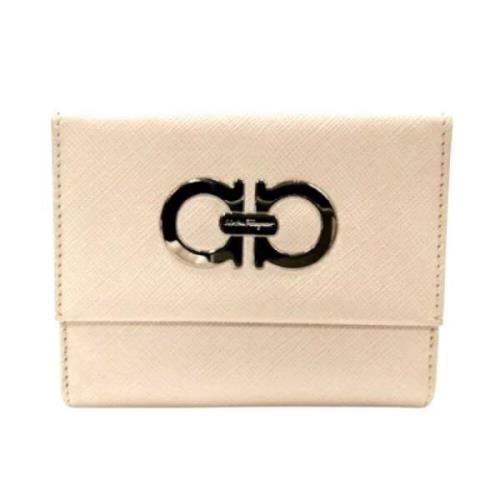 Pre-owned Leather wallets Salvatore Ferragamo Pre-owned , Beige , Unis...