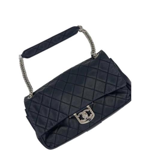 Pre-owned Leather handbags Chanel Vintage , Black , Unisex