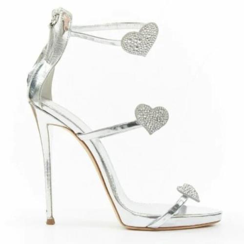 Pre-owned Leather heels Giuseppe Zanotti Pre-owned , Gray , Dames