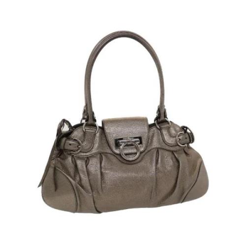 Pre-owned Leather handbags Salvatore Ferragamo Pre-owned , Gray , Unis...