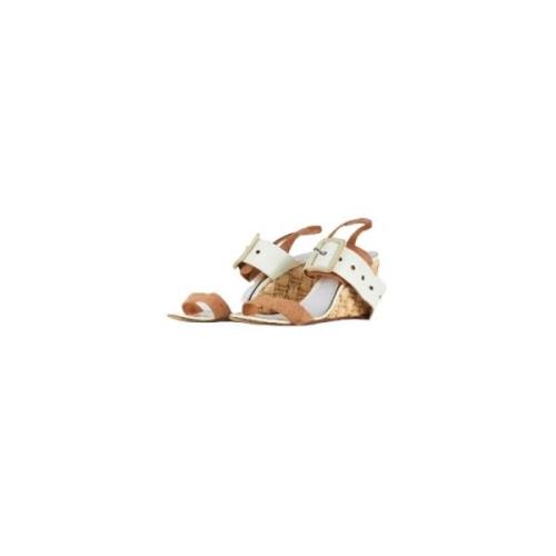 Pre-owned Leather sandals Sergio Rossi Pre-owned , Beige , Dames