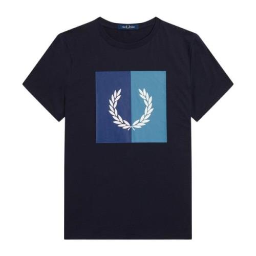 Laurel Wreath Grafisch T-Shirt Fred Perry , Blue , Heren