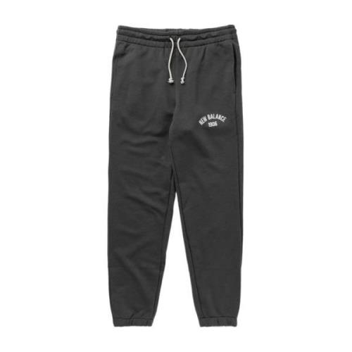 Veelzijdige en Comfortabele Zwarte Broek New Balance , Black , Heren