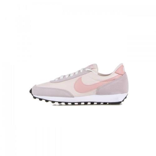 Zachte Roze Lage Sneaker voor Dames Nike , Pink , Dames