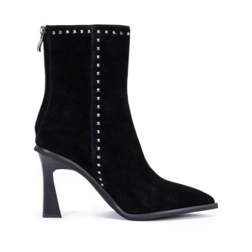 Enkellaarsjes met puntige neus en studs Alma EN Pena , Black , Dames