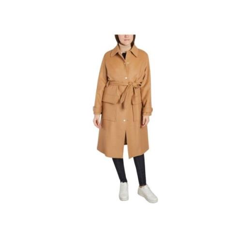 Coats A.p.c. , Beige , Dames