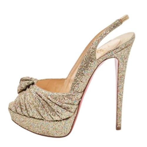 Pre-owned Fabric heels Christian Louboutin Pre-owned , Yellow , Dames