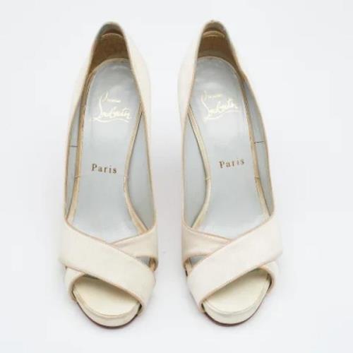 Pre-owned Satin heels Christian Louboutin Pre-owned , White , Dames