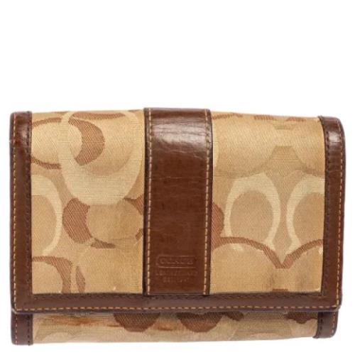 Pre-owned Canvas wallets Coach Pre-owned , Brown , Dames