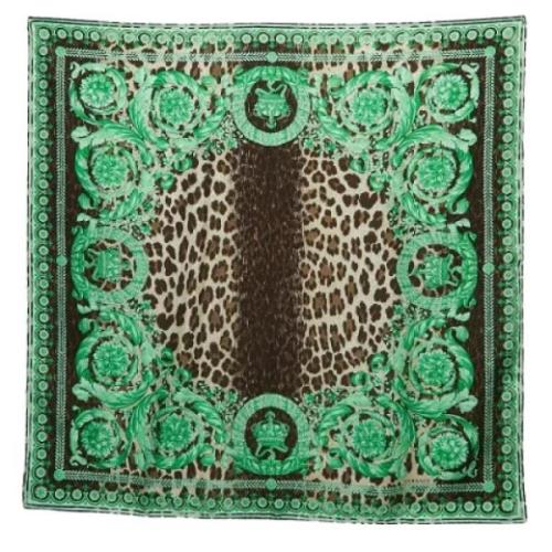 Pre-owned Silk scarves Versace Pre-owned , Green , Dames