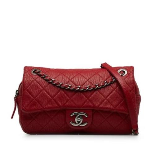 Pre-owned Leather shoulder-bags Chanel Vintage , Red , Dames