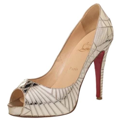 Pre-owned Leather heels Christian Louboutin Pre-owned , Gray , Dames