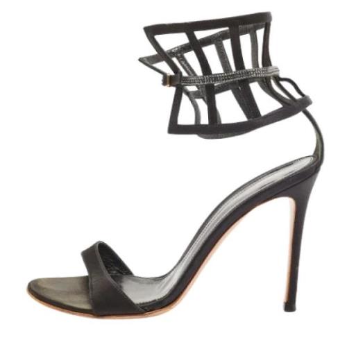 Pre-owned Satin sandals Gianvito Rossi Pre-owned , Black , Dames