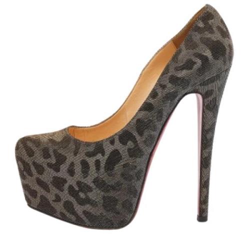 Pre-owned Fabric heels Christian Louboutin Pre-owned , Gray , Dames