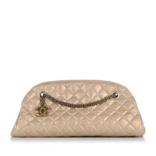 Pre-owned Canvas handbags Chanel Vintage , Yellow , Dames