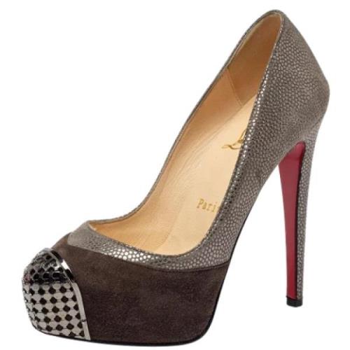 Pre-owned Fabric heels Christian Louboutin Pre-owned , Brown , Dames