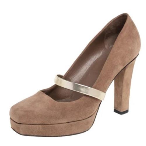 Pre-owned Suede heels Gucci Vintage , Beige , Dames