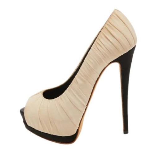 Pre-owned Fabric heels Giuseppe Zanotti Pre-owned , Beige , Dames