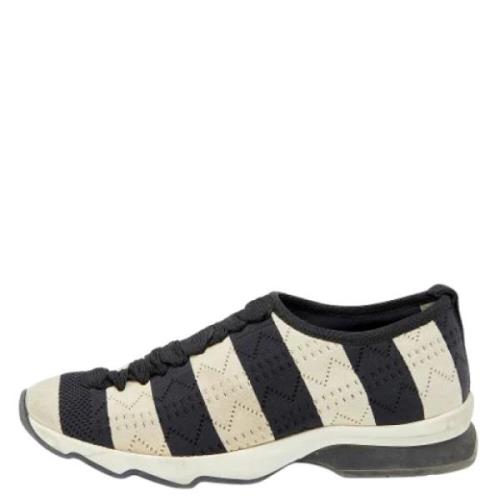 Pre-owned Fabric sneakers Fendi Vintage , Black , Dames