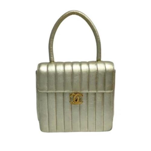 Pre-owned Leather handbags Chanel Vintage , Yellow , Dames