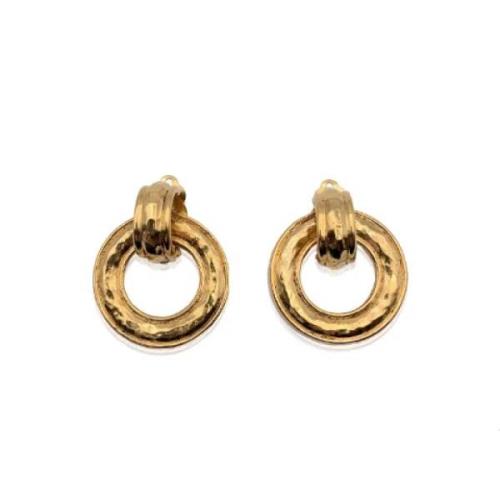 Pre-owned Metal earrings Chanel Vintage , Yellow , Dames