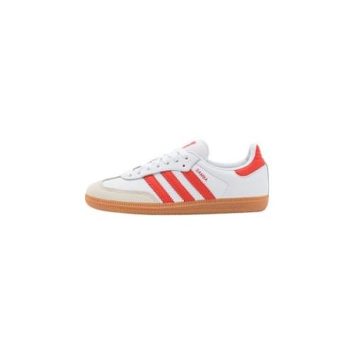 Retro Stijl Rode Sneakers Adidas , Multicolor , Dames