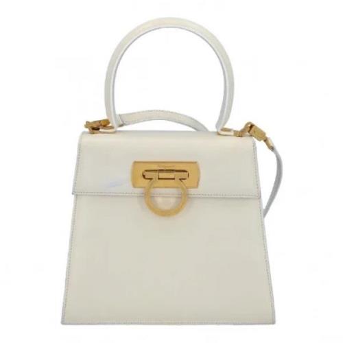 Pre-owned Leather handbags Salvatore Ferragamo Pre-owned , White , Dam...