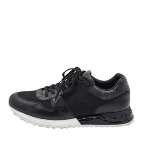 Pre-owned Canvas sneakers Louis Vuitton Vintage , Black , Heren