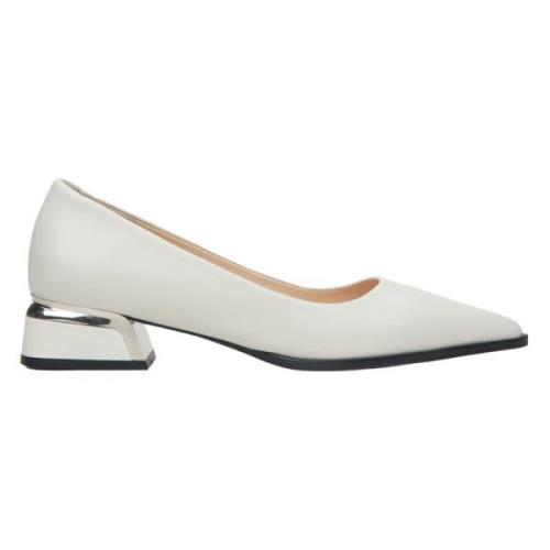 Dames Licht Beige Lage Hakken Pumps gemaakt van Echt Leer Er00115105 E...