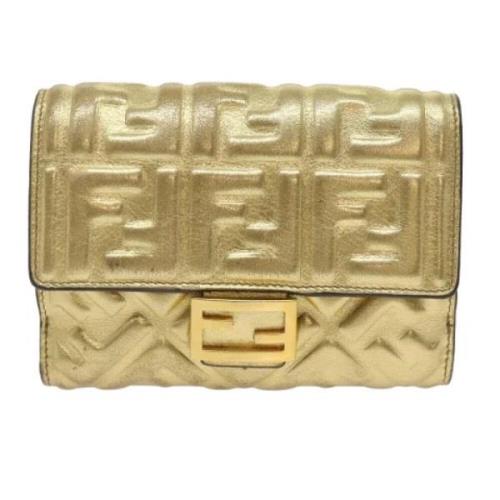 Pre-owned Canvas wallets Fendi Vintage , Yellow , Dames