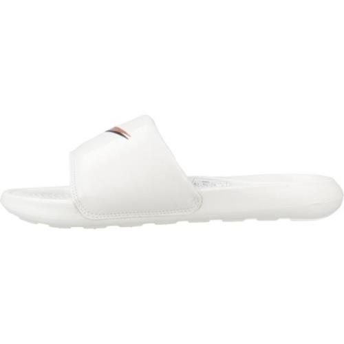 Stijlvolle Zomer Sliders voor Vrouwen Nike , White , Dames