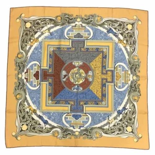 Pre-owned Silk scarves Hermès Vintage , Multicolor , Dames