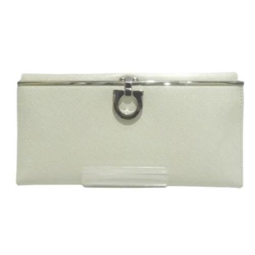 Pre-owned Leather wallets Salvatore Ferragamo Pre-owned , White , Dame...