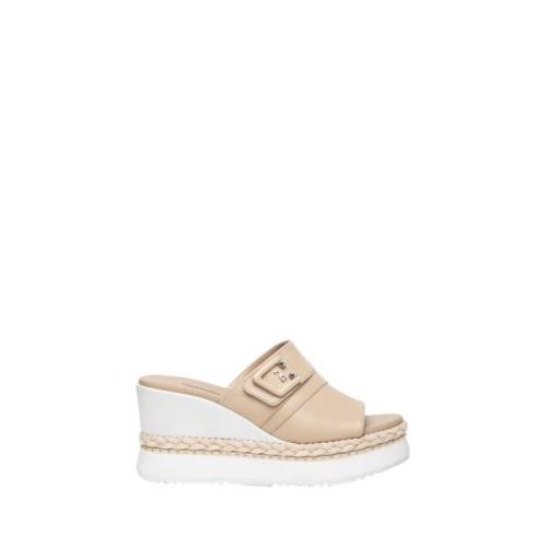 Beige Leren Sleehak Sandalen Nerogiardini , Beige , Dames