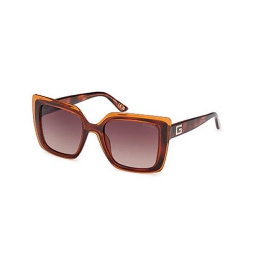 Stijlvolle Havana Bruine Zonnebril Guess , Brown , Dames