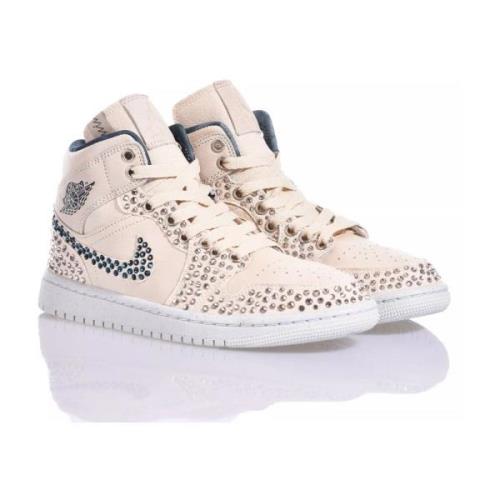 Handgemaakte Beige Sneakers voor Vrouwen Nike , Beige , Dames