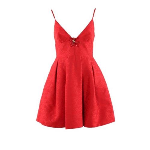 Rode Jurk met Afneembare Broche Pinko , Red , Dames