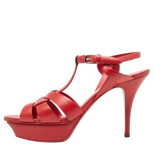 Pre-owned Leather sandals Yves Saint Laurent Vintage , Red , Dames