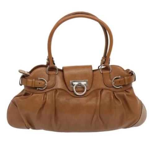 Pre-owned Leather shoulder-bags Salvatore Ferragamo Pre-owned , Brown ...