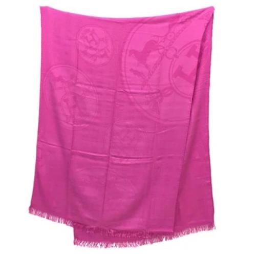 Pre-owned Silk scarves Hermès Vintage , Pink , Dames