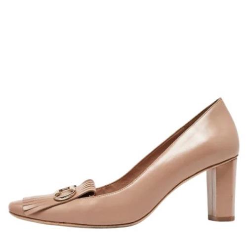 Pre-owned Leather heels Carolina Herrera Pre-owned , Beige , Dames