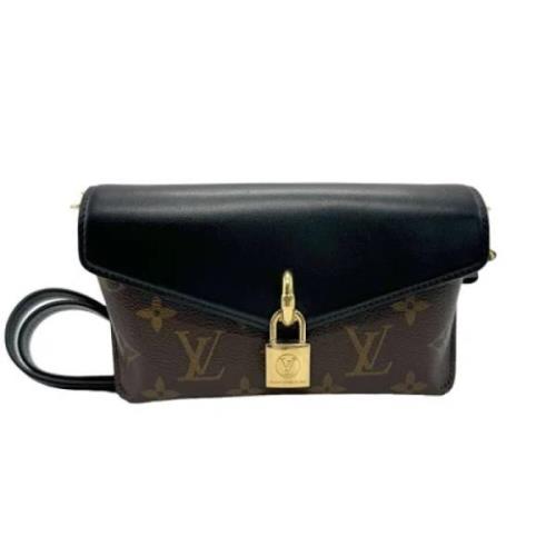 Pre-owned Canvas shoulder-bags Louis Vuitton Vintage , Brown , Dames